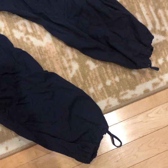 Lululemon dance studio pant navy no liner sz 4 - Picture 9 of 10